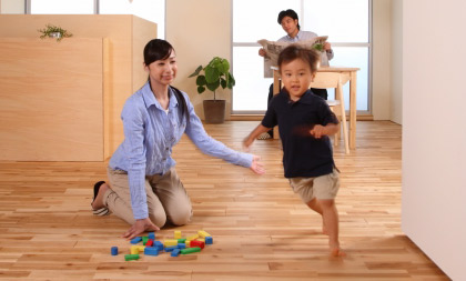 子供の走る画像